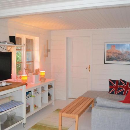 Nice Home In Ronneby With Kitchen Saltarna ภายนอก รูปภาพ