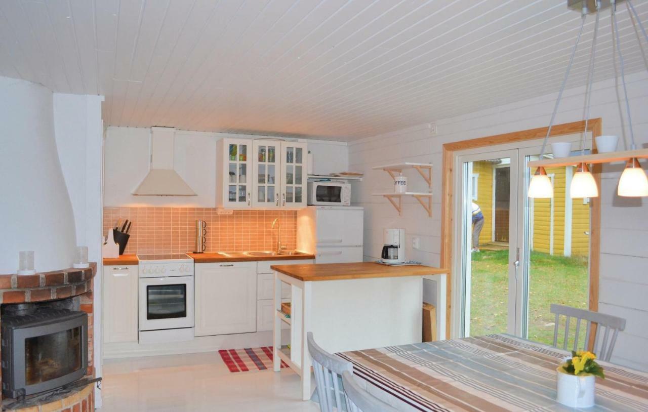 Nice Home In Ronneby With Kitchen Saltarna ภายนอก รูปภาพ